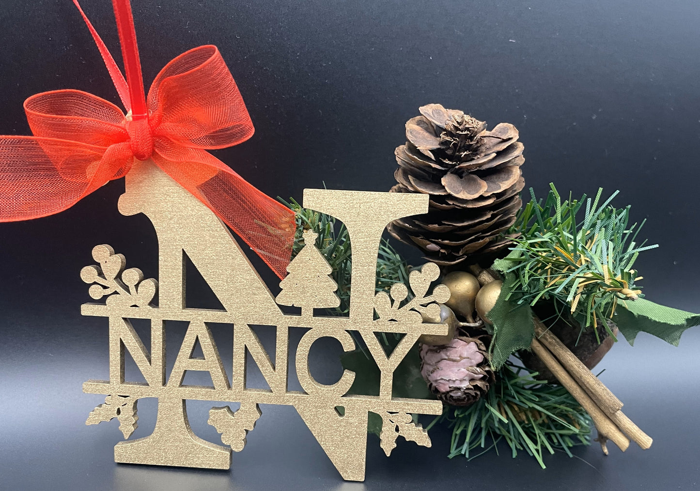 Personalised tree decoration